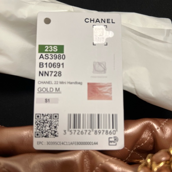 BNIB Sold Out Everywhere Chanel Mini 22 Rose Gold!!! Must have bag!! - Picture 6 of 8